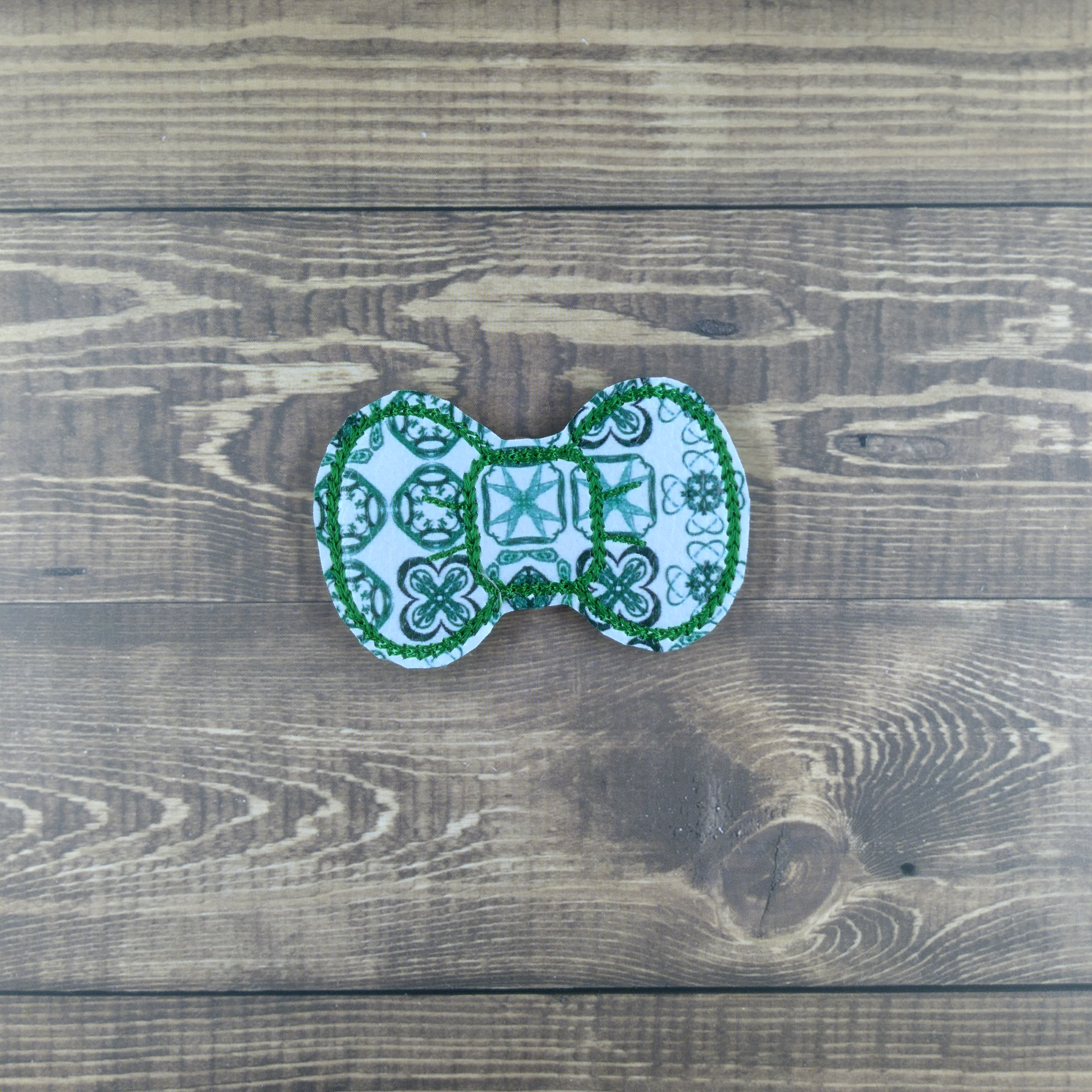 St Patrick's Day Simple Bows